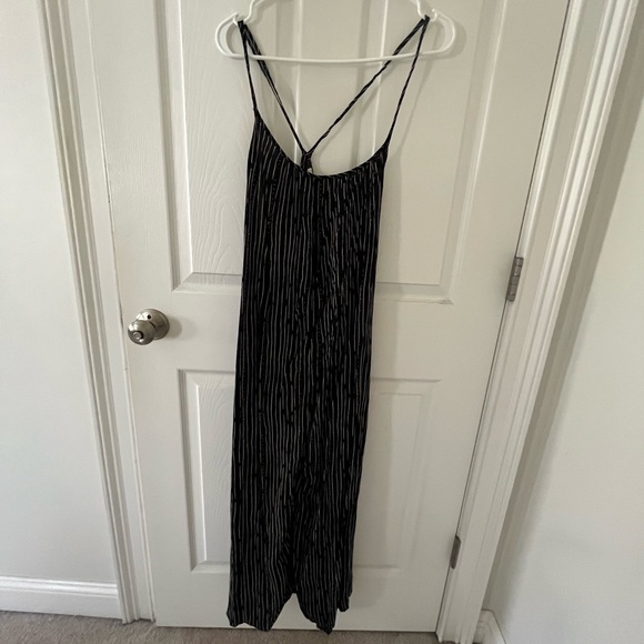 Light and airy jumpsuit - Picture 1 of 4